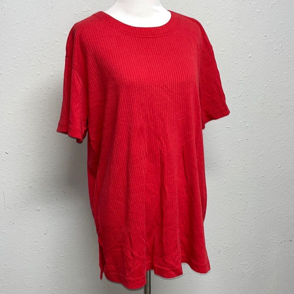 Vintage Ribbed Comfy Split Hem Tee Bobbie Brooks